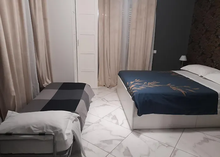 Linda\'S Guest House